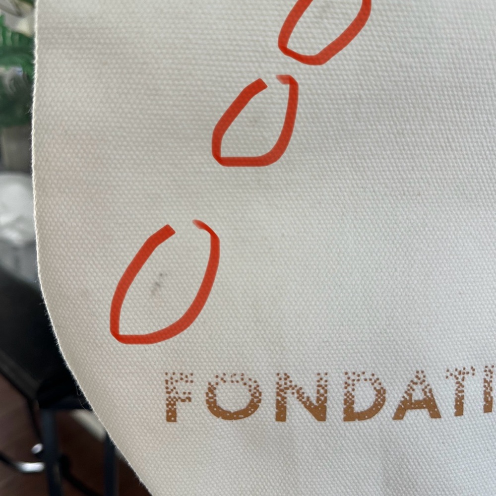 Louis Vuitton Fondation Canvas Tote – Limited Edition - Great Used Condition - Picture 3 of 8